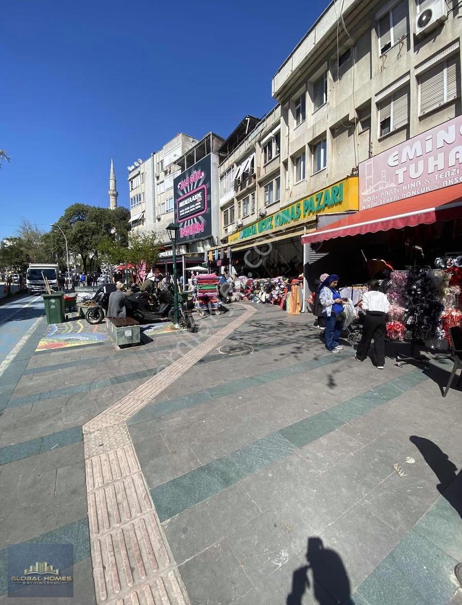 Elmalı Mahallesinde Satılık Cadde Üzeri Geniş Kullanımlı Dükkan