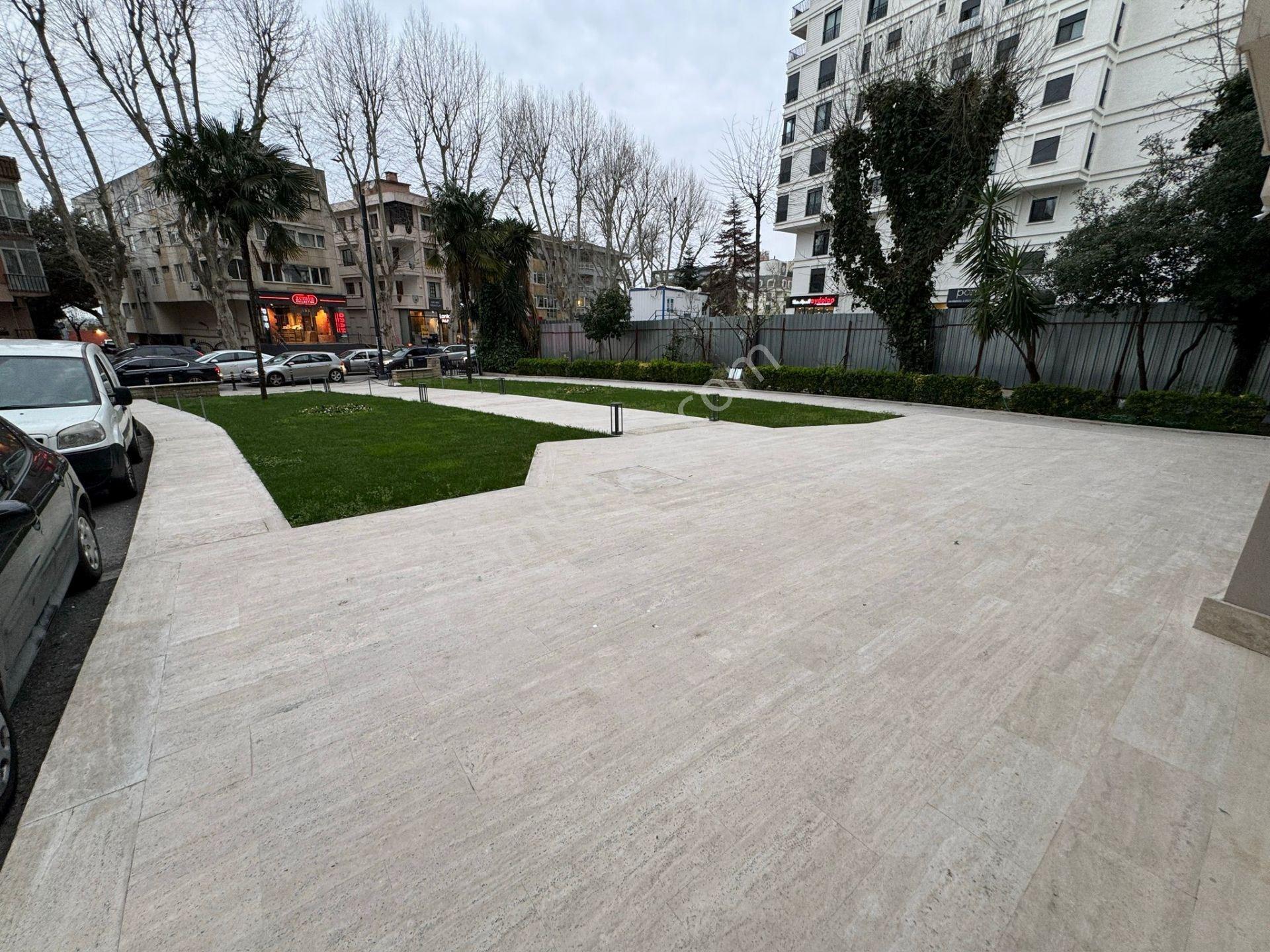 Fenerbahçe Fener Kalamış Caddesi Üzerinde Düz Ayak Dükkan - Görsel 4