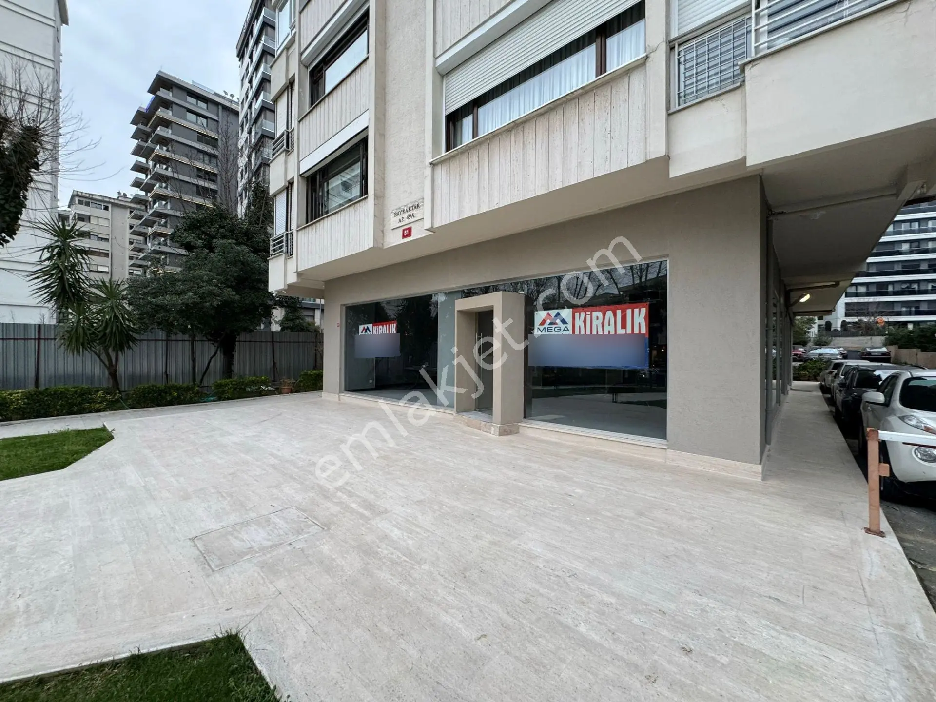 Fenerbahçe Fener Kalamış Caddesi Üzerinde Düz Ayak Dükkan - Görsel 3