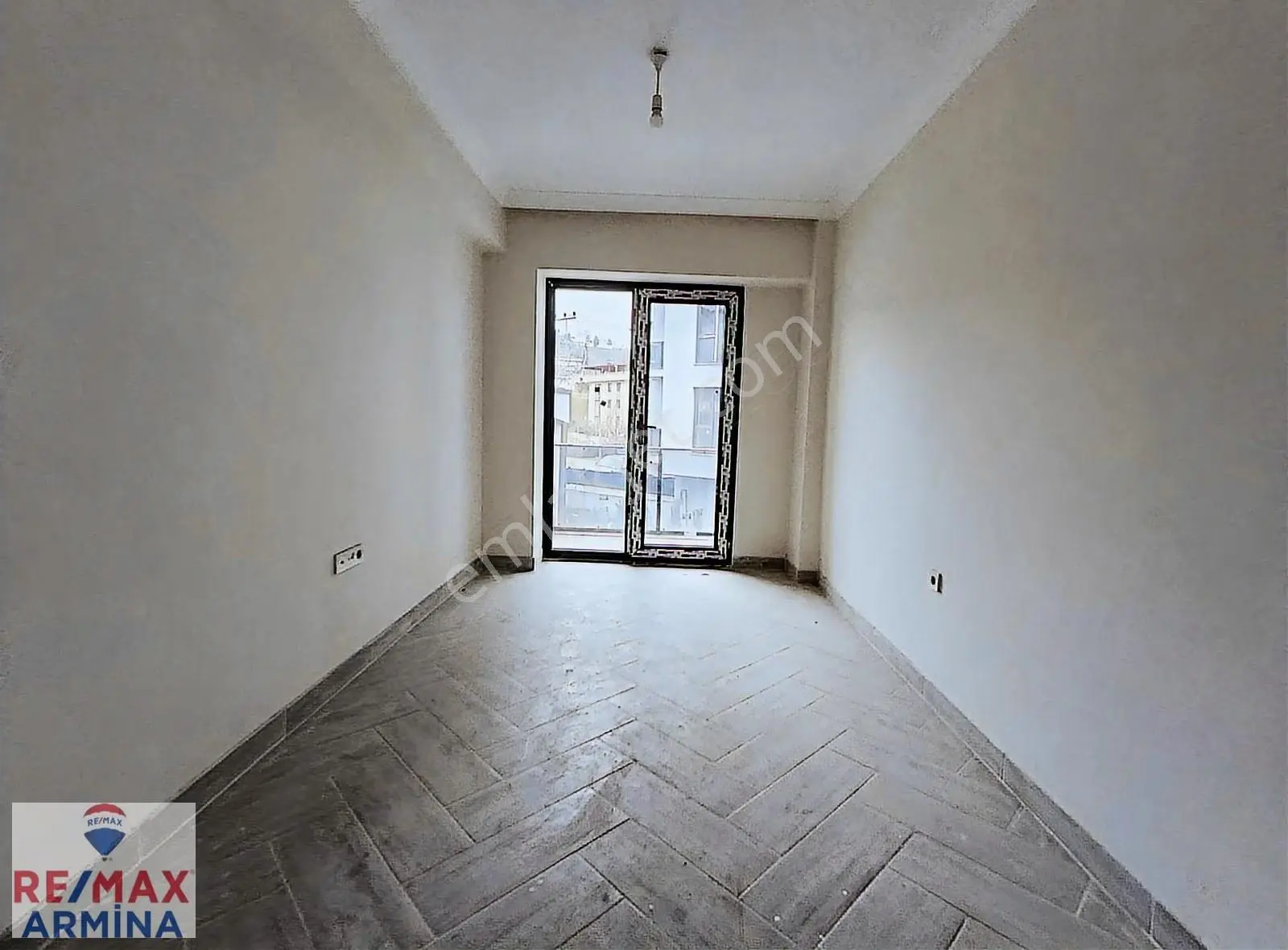 4+1 Kiralık Bahçe Dubleks Daire - Görsel 3