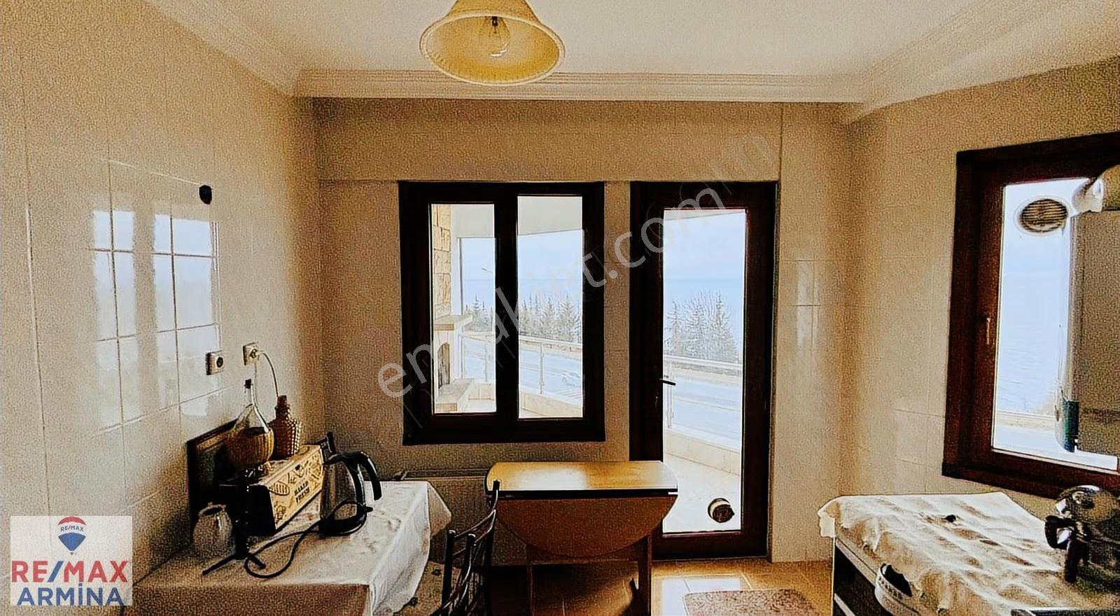 Şömineli Lüks İşçilikli 3+1 Deniz Manzaralı Ulaşlıda Özel Yapı - Görsel 10