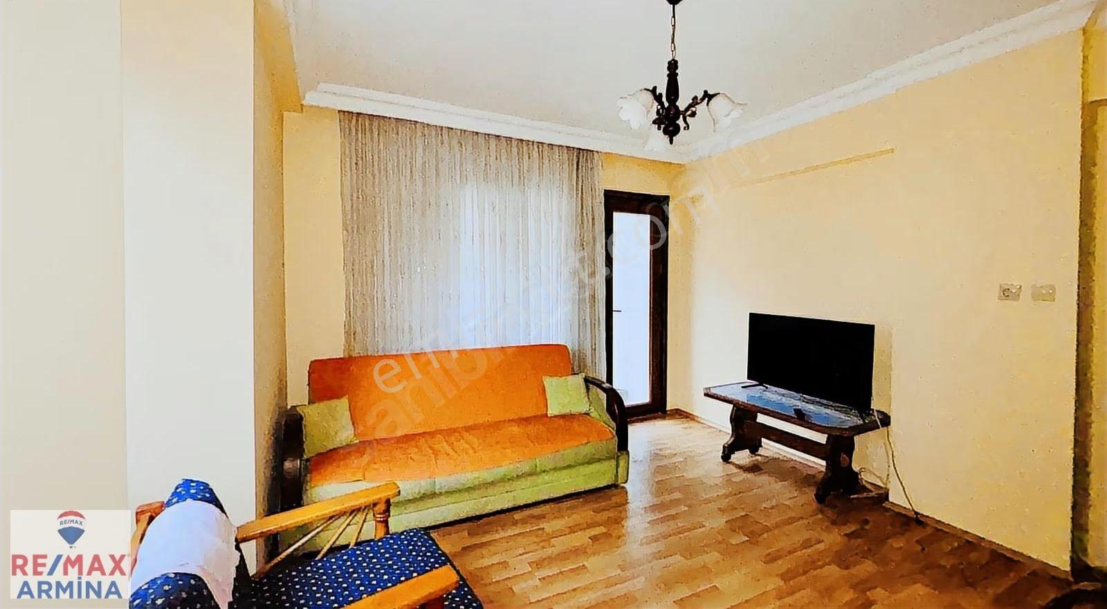 Şömineli Lüks İşçilikli 3+1 Deniz Manzaralı Ulaşlıda Özel Yapı - Görsel 9