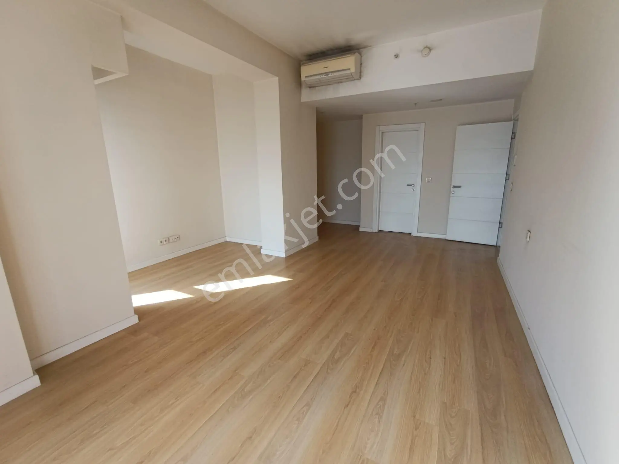 City Center Esenyurt Satılık 2+1 Home Ofis | Kiracılı - Görsel 2
