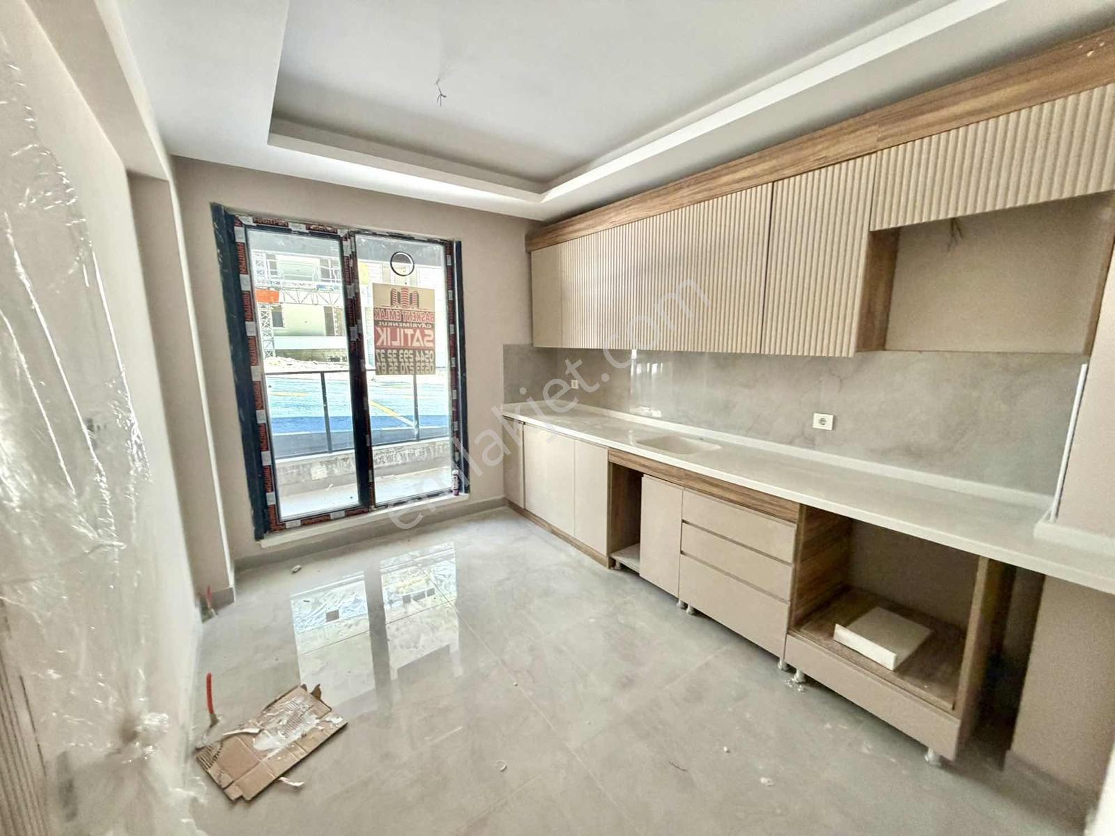 Avantaj'dan Kıbrısköy'de Site İçerisin'de Ultra Lüx 3+1 Ebeyn.ba