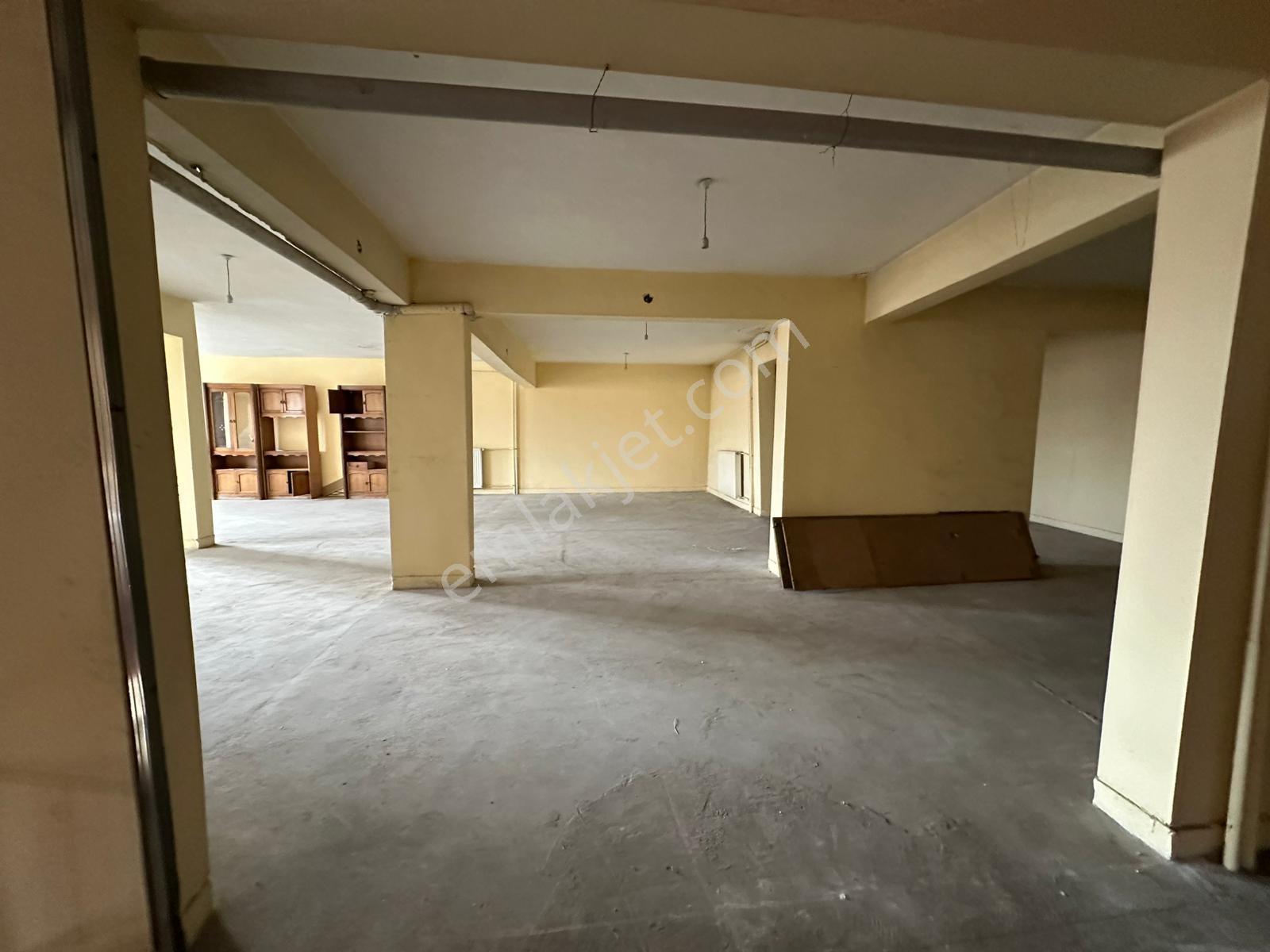 Marka'dan Kurtuluş'ta Cadde Cephe 2 Katlı Satılık 400m2 İş Yeri - Görsel 4