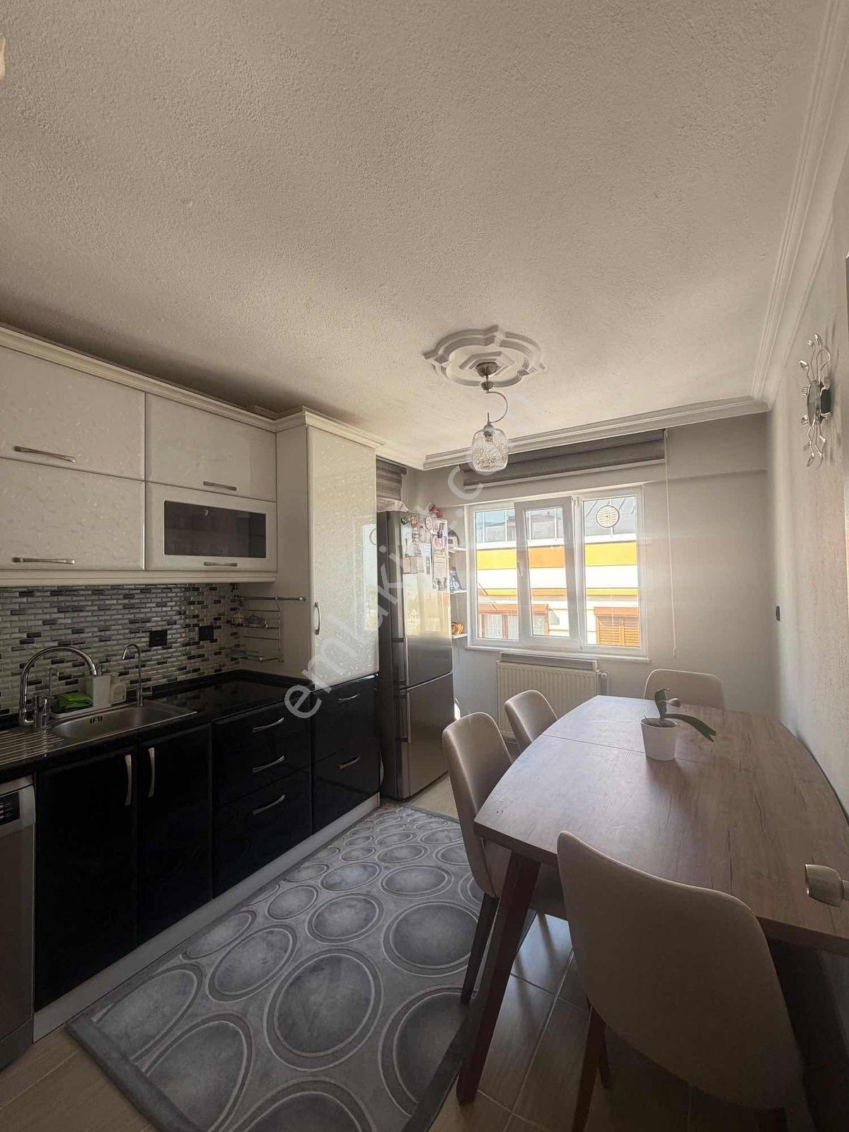 Uncubozköy Mahallesinde 3+1 Eşyalı Kiralık Daire - Görsel 32