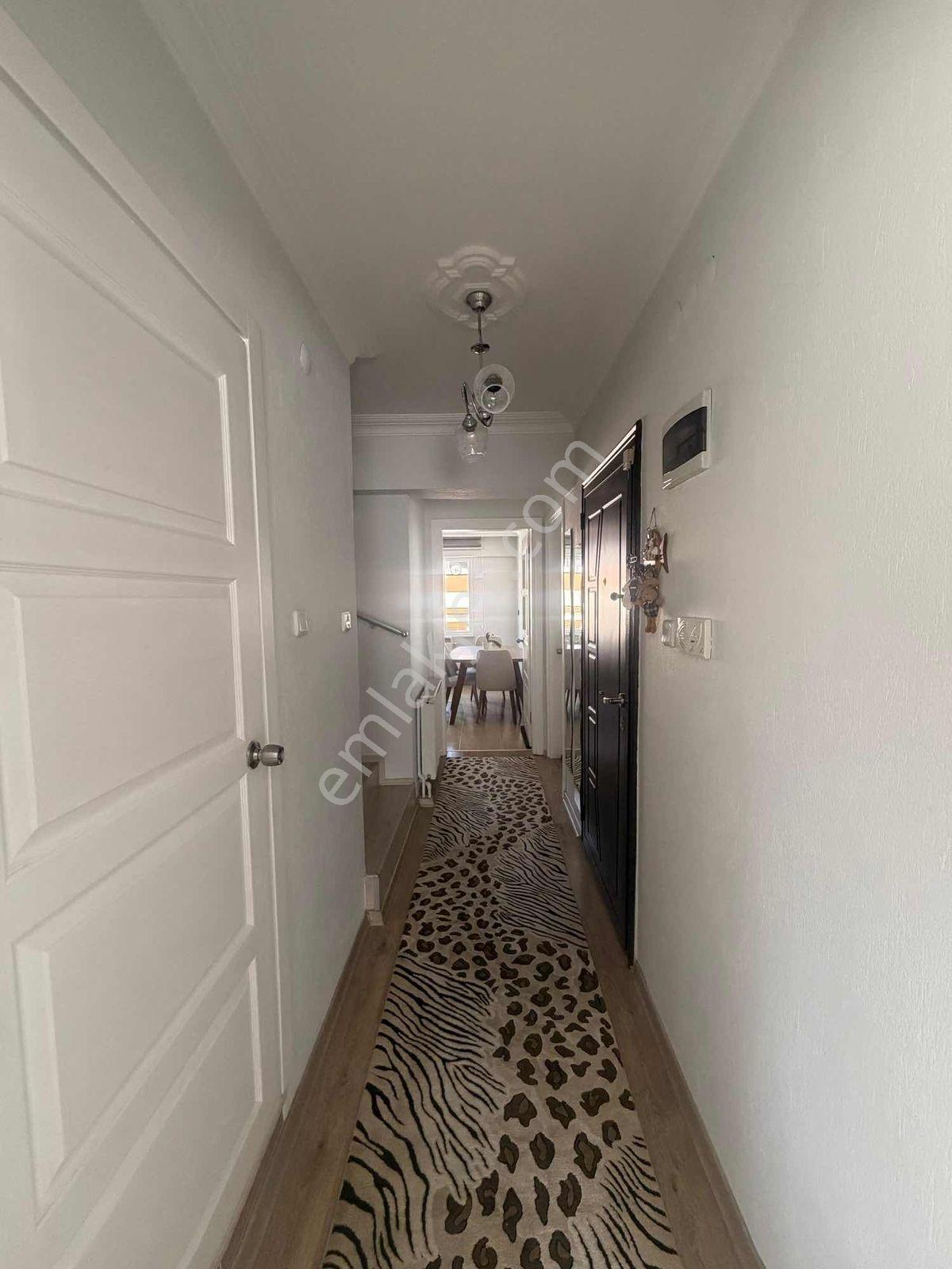 Uncubozköy Mahallesinde 3+1 Eşyalı Kiralık Daire - Görsel 15