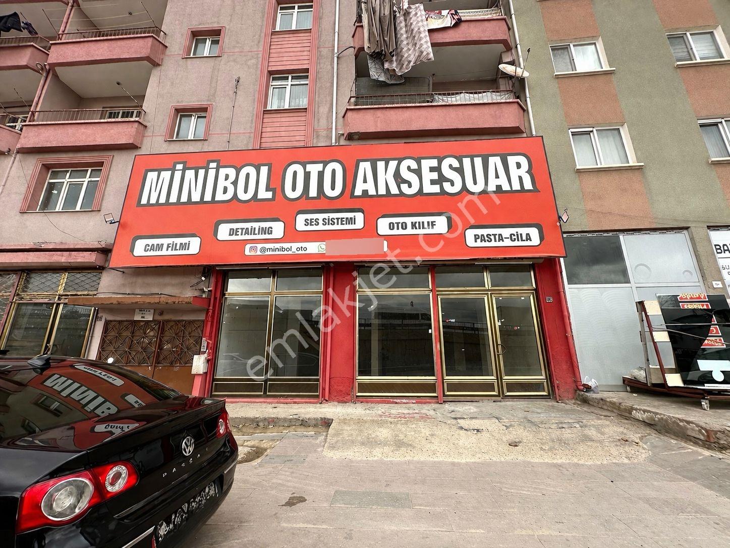 Marka'dan Kurtuluş'ta 400m2 Geniş Cephe Kiralık İş Yeri
