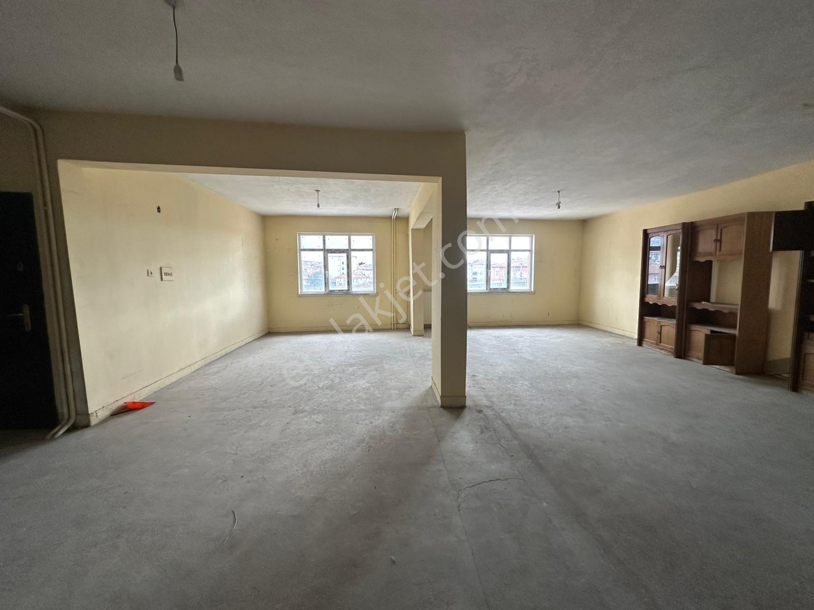 Marka'dan Kurtuluş'ta 400m2 Geniş Cephe Kiralık İş Yeri - Görsel 7