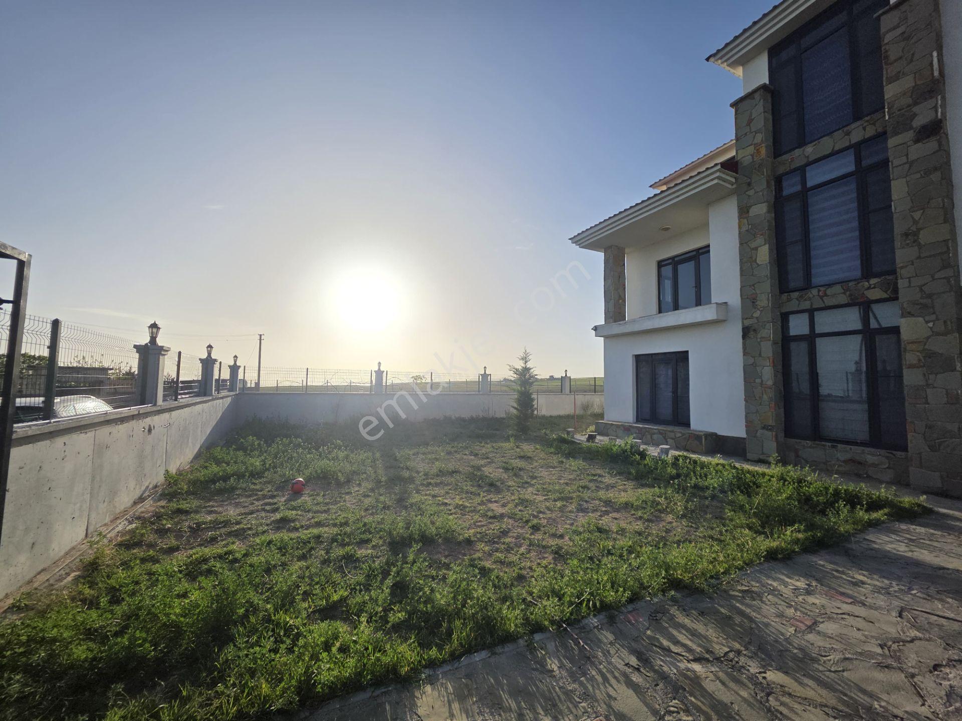 Bardakçı'da Satılık Müstakil Villa - Görsel 31