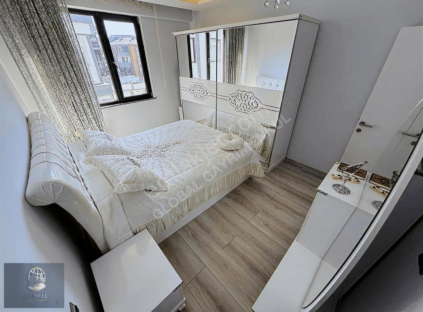 Rumeli Havuzlu Lüx Site İçi Arakat Güney Havuz Cephe 2+1 - Görsel 24