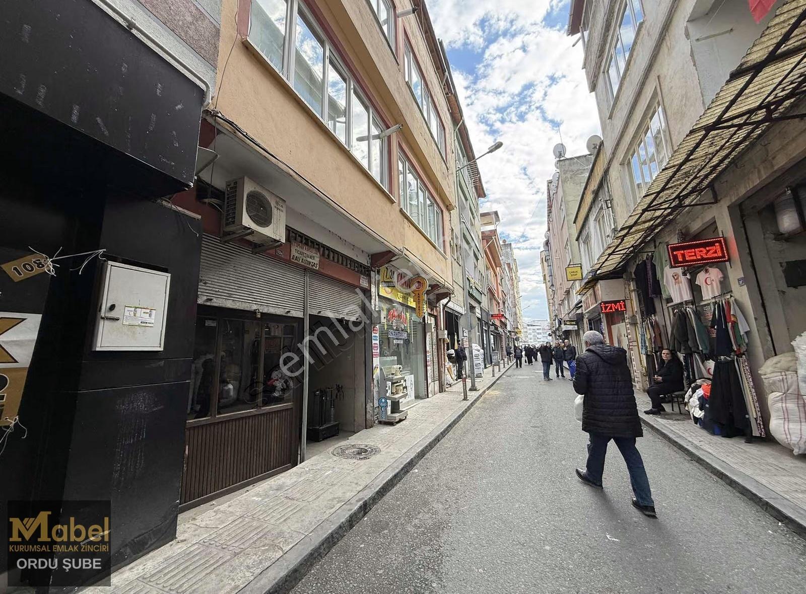 Mabel'den Şehir Merkezinde Geniş Çift Sokak Kapılı Kiralık - Görsel 24
