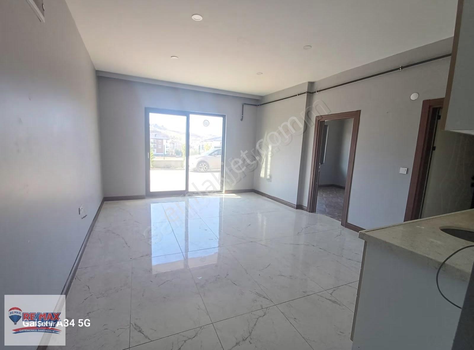 Yalova Remax Şehir Den Merkez De 1+1 Satılık Daire - Görsel 4