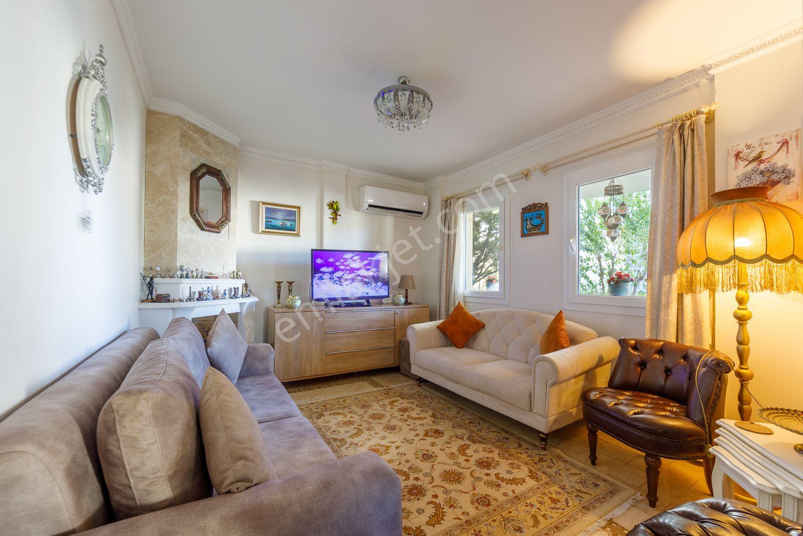 Geniş Verandalı, Bahçeli, 2 Banyolu, 2+1 Dubleks Konut, Havuzlu Site