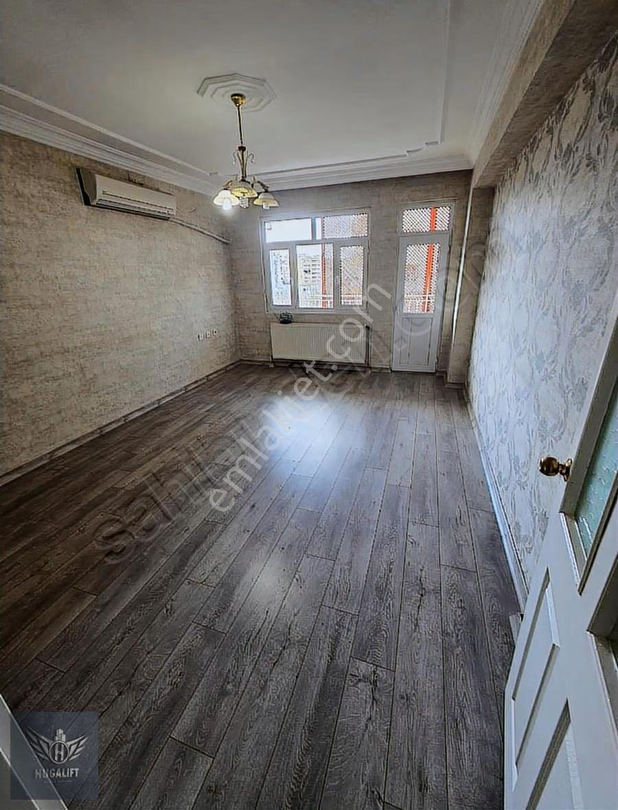 Hugalift Gayrimenkul Kaplan City Civarı Bakımlı 3+1 Daire - Görsel 8