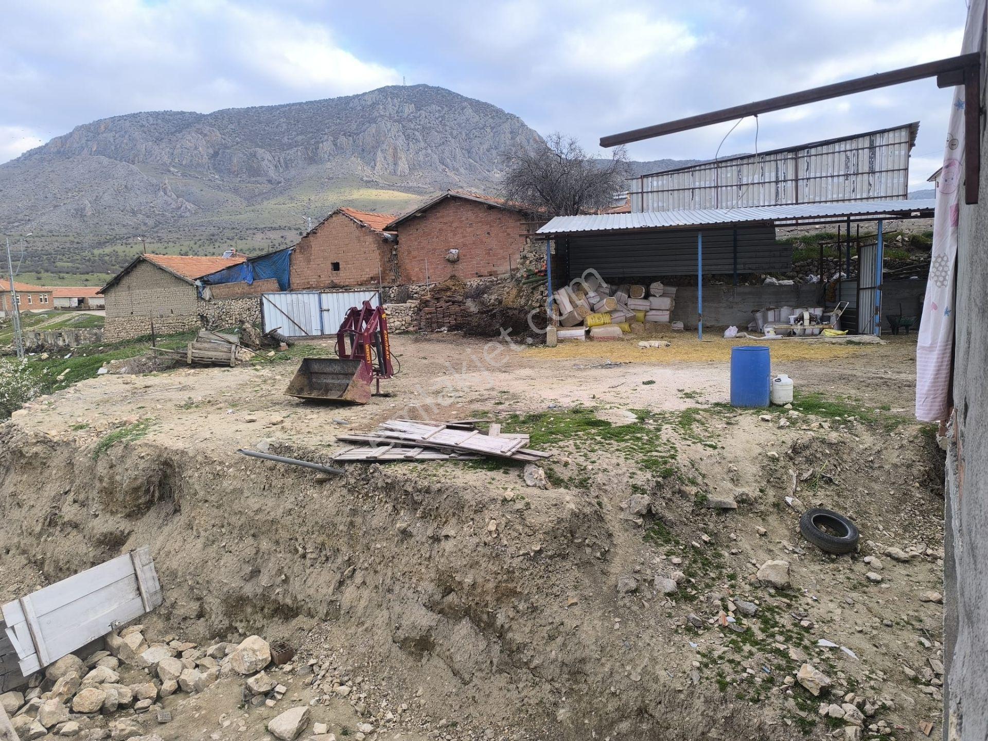 Arzupınar Koyunde Arsalı 2 Katlı Ev Samanlık Garaj 150 Baş Ahır - Görsel 10