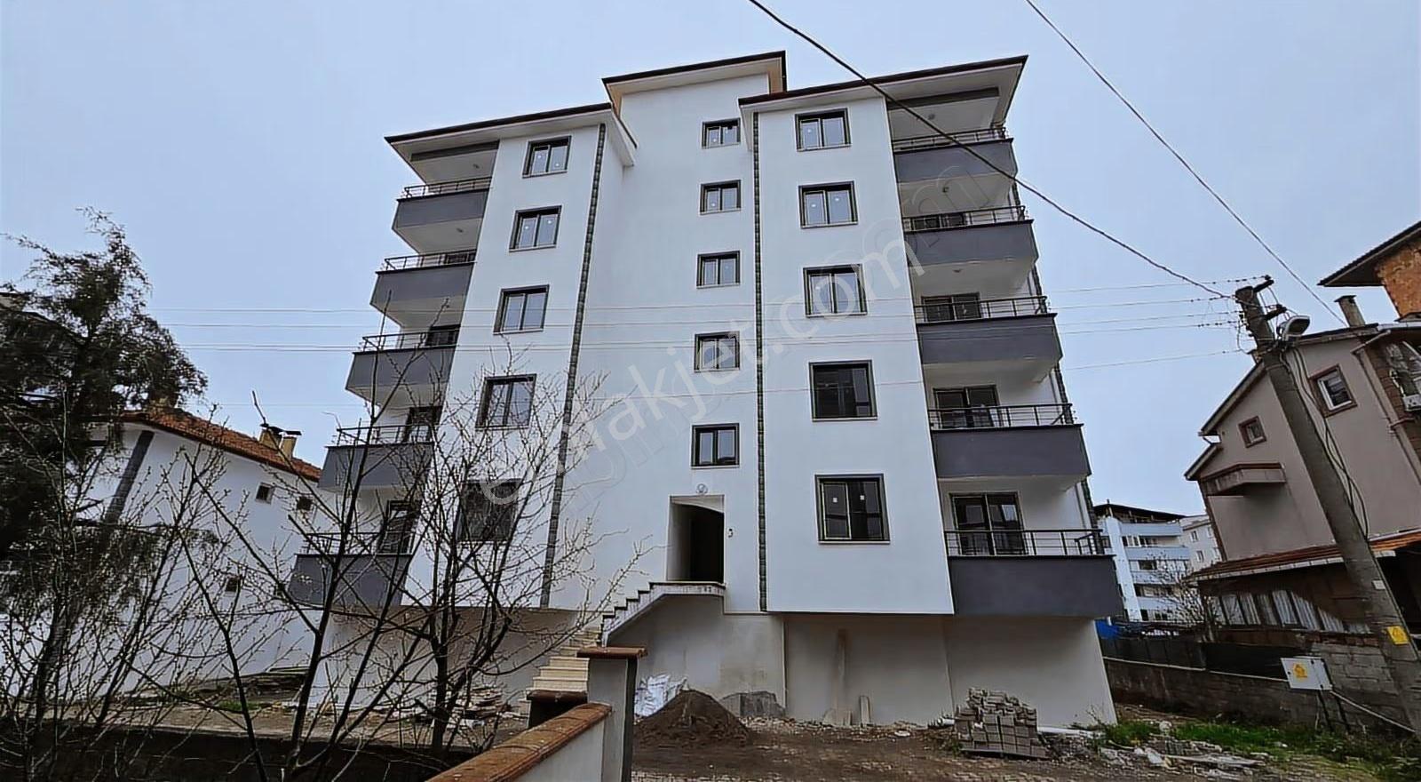Cide İlkim Emlak'tan Satılık 1+1 Kasaba Mahallesi'nde - Görsel 19