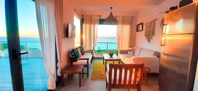 İzmir Çeşme Ayasaranda Deniz Havuzlu Sitede Yıllık Kiralık Daire