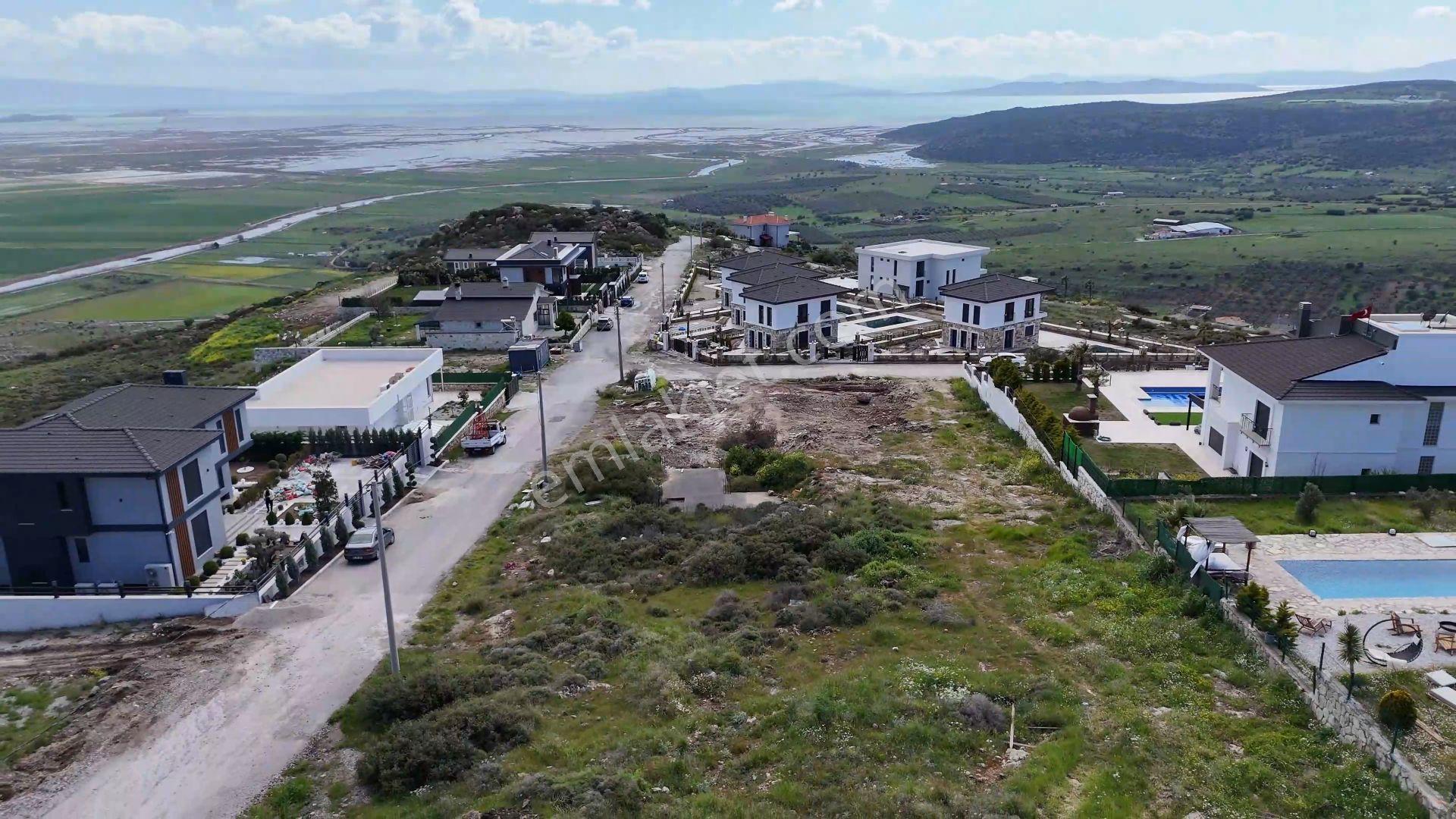 Izmır Foça Foçaköy 'de 1590 M2 3 Vılla Imarlı Projelık Arsa - Görsel 14