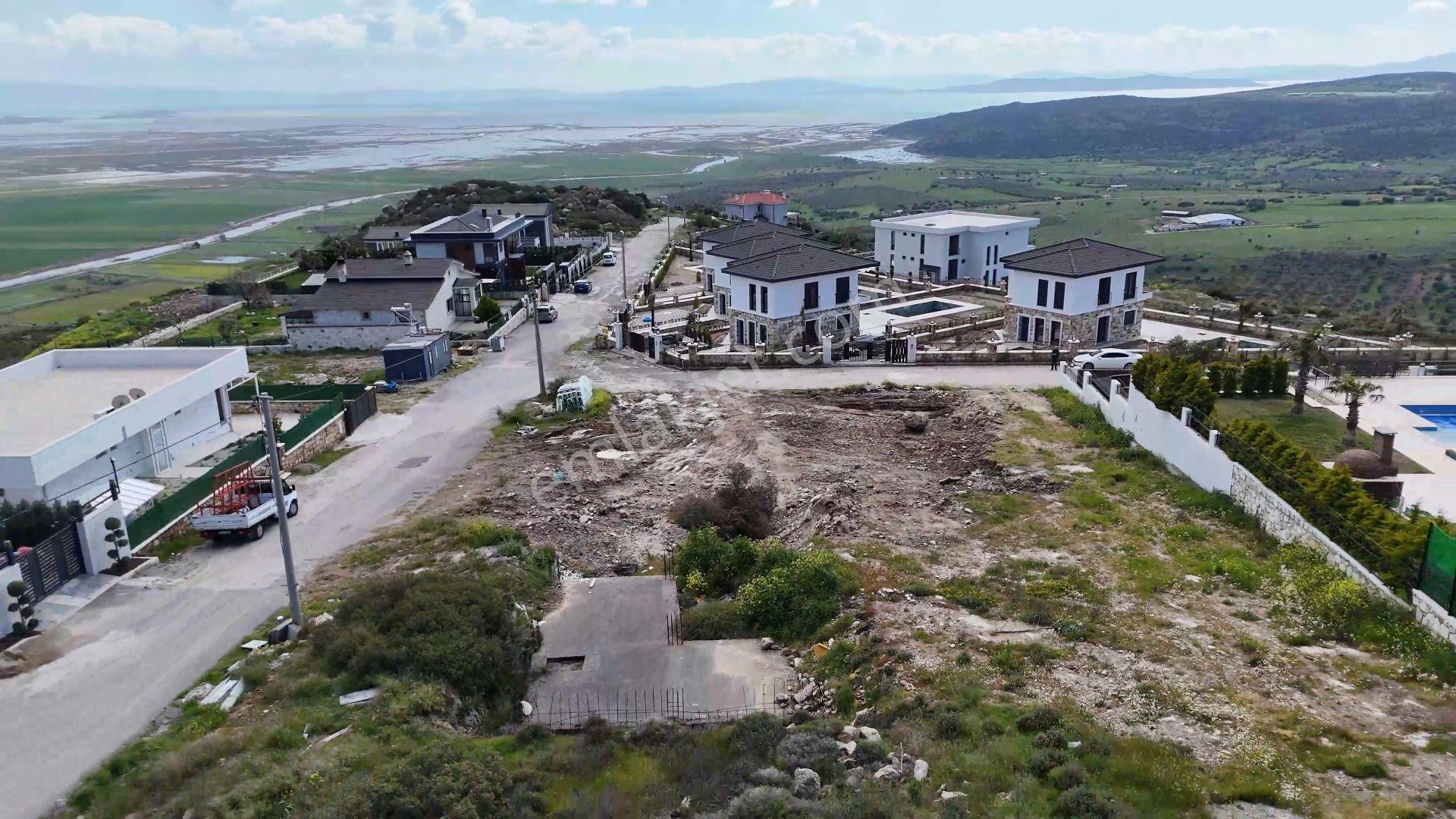 Izmır Foça Foçaköy 'de 1590 M2 3 Vılla Imarlı Projelık Arsa - Görsel 12
