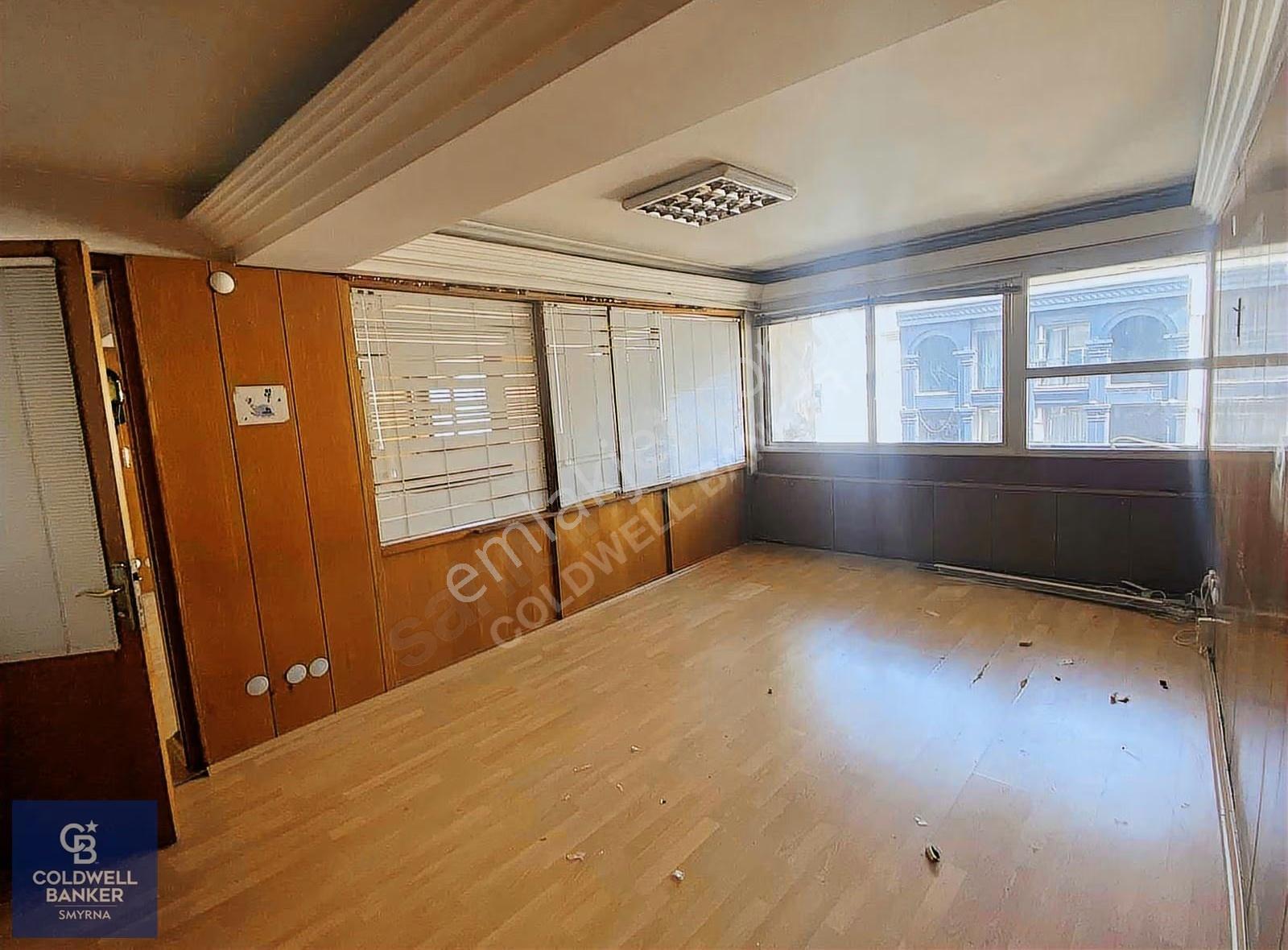 Çankaya Hürriyet Bulvarı Hür İş Merkezinde 100 M2 Kiralık Ofis - Görsel 2