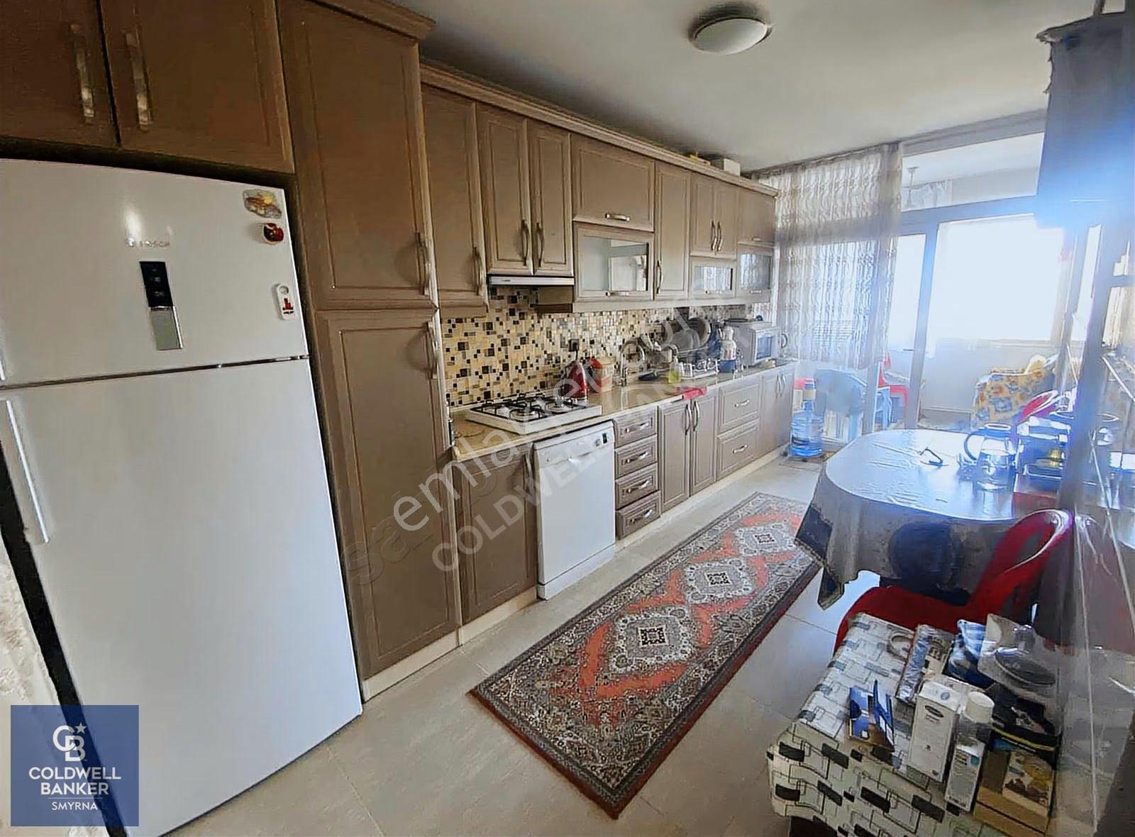 Bozyaka Eskıızmır Cad. Üzeri | 140 M² 3+1 | Cadde Cepheli Daire