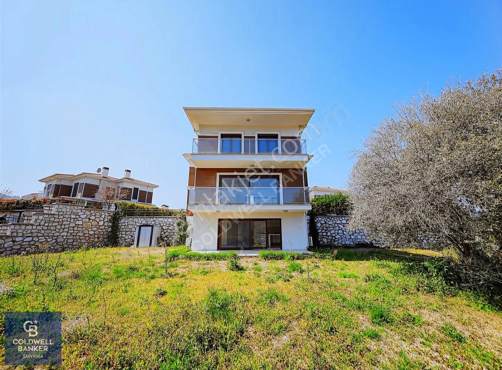 Güzelbahçe Çamlı Dört Mevsim Konakları'nda 4+2 Muhteşem Villa - Görsel 13