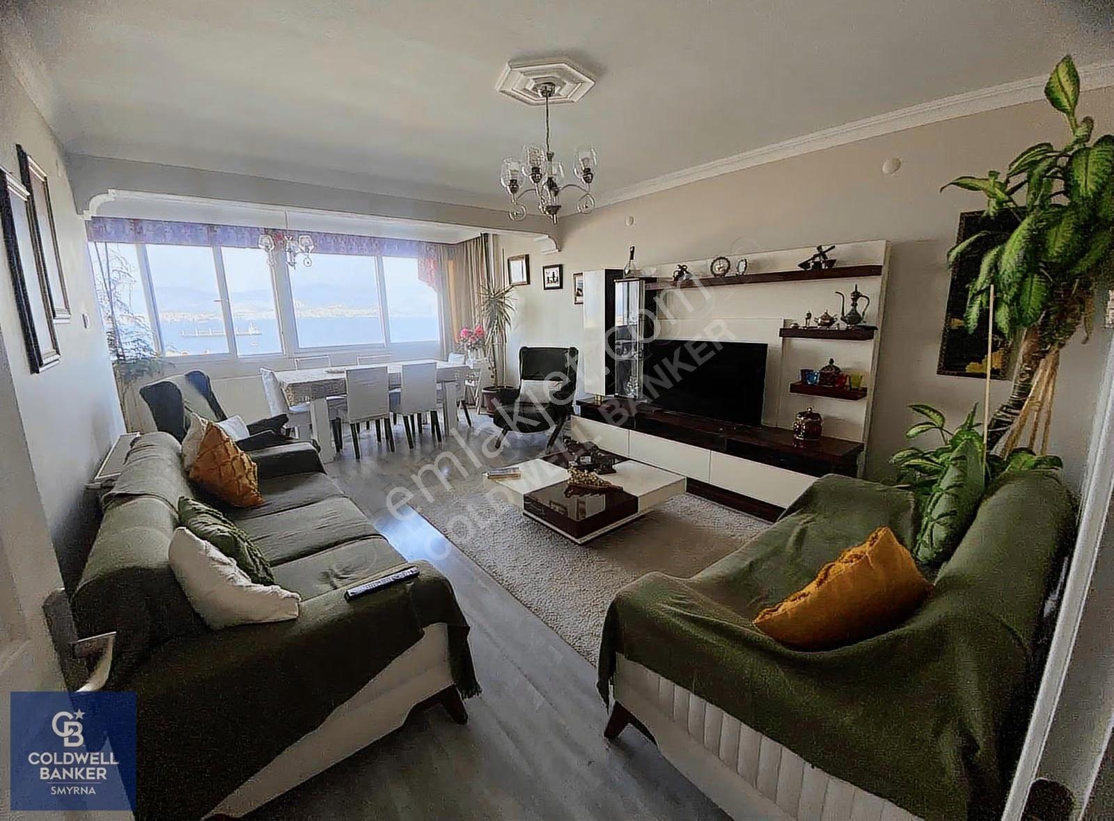 Halil Rıfatta | Deniz Manzaralı 220 M² 4,5+1 | Yenilenmiş Daire