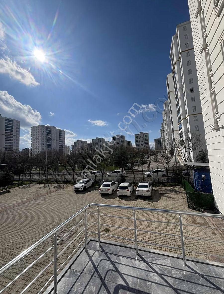 Luna Park Arkası Stad Yolunda Satılık 3+1 Ultra Lüxs Daire - Görsel 3