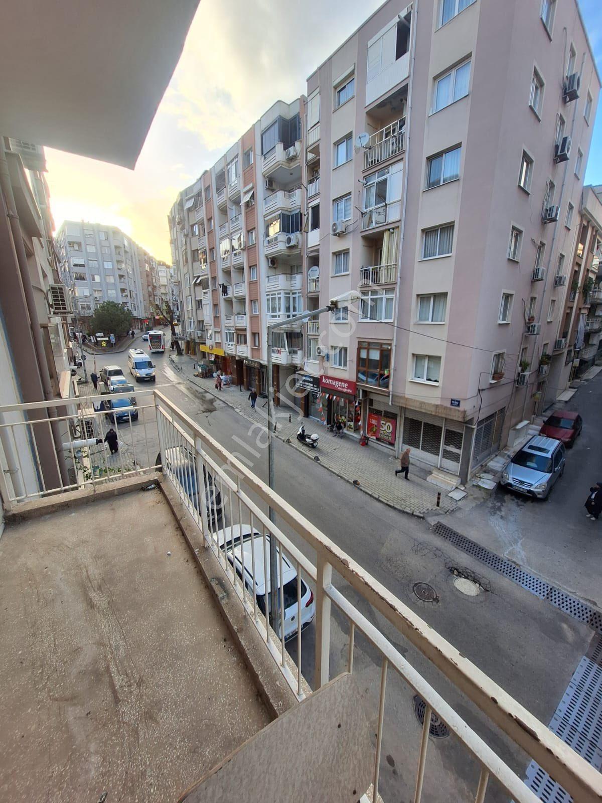 Yeşilyurt Yıldız Caddesinde 2+1 90m2 D.gazlı Arakat Full Eşyalı Daire - Görsel 28