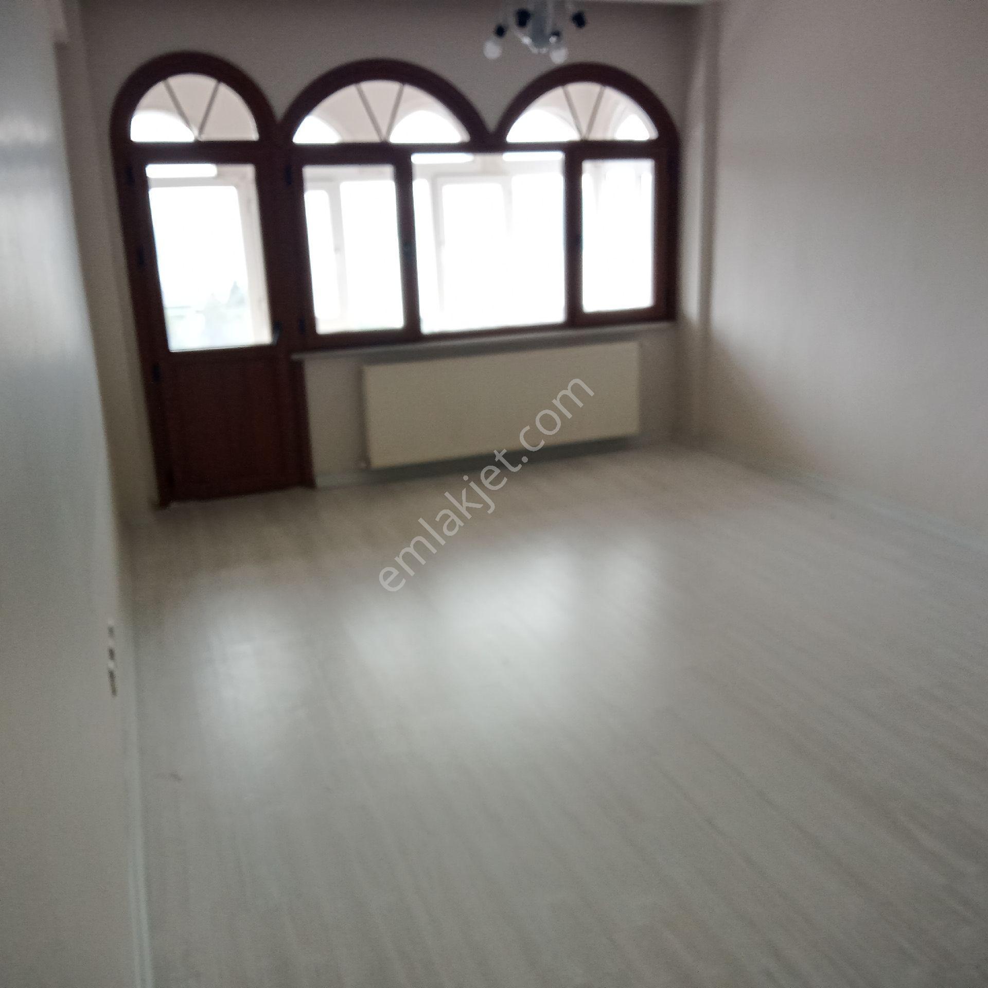 Tarabyada Boğaz Manzaralı Kiralık 3+1.daire - Görsel 16