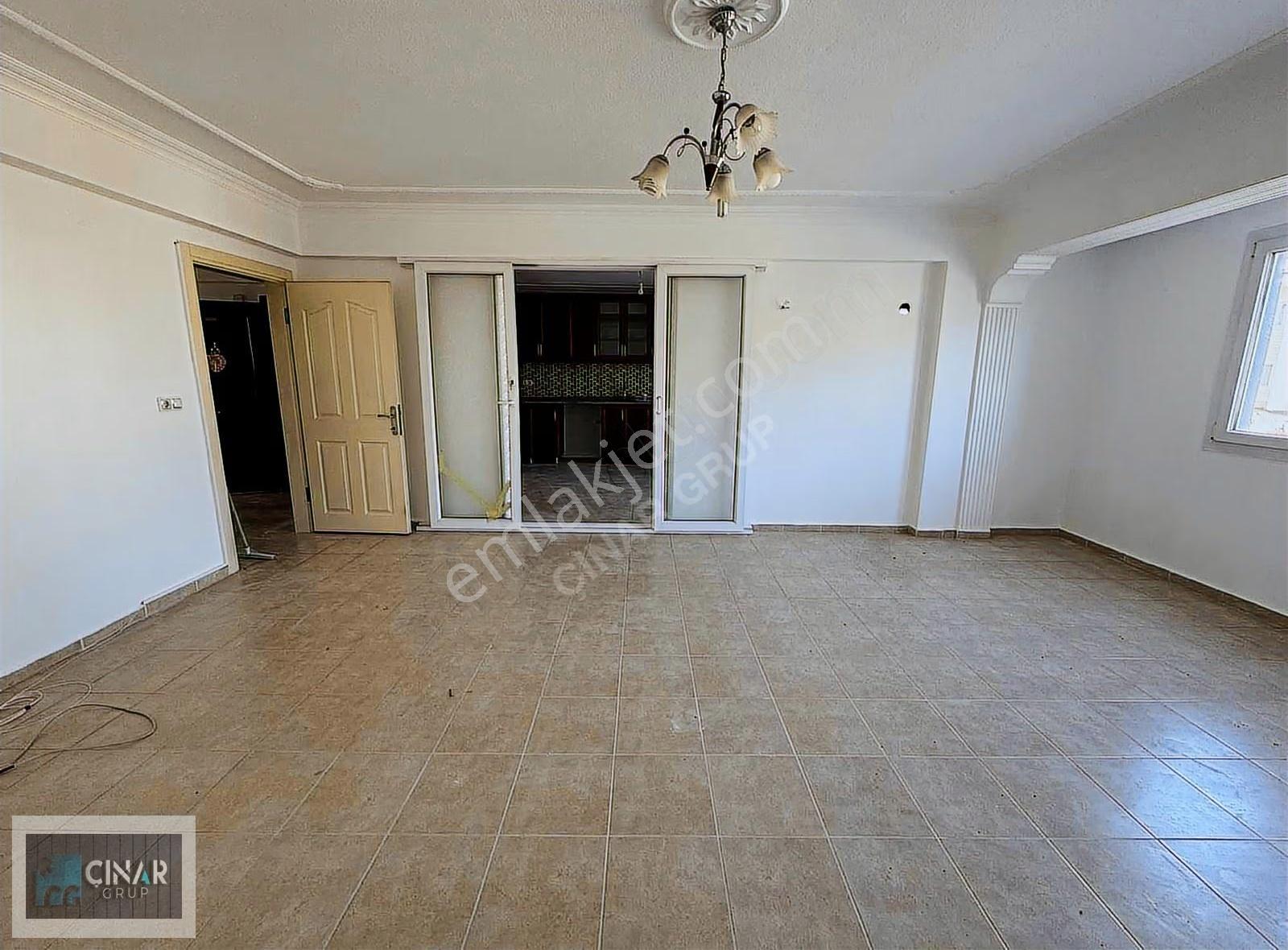 Foça Mahallesi'nde Emsallerine Göre Geniş 2+1 Kiralık Daire - Görsel 5