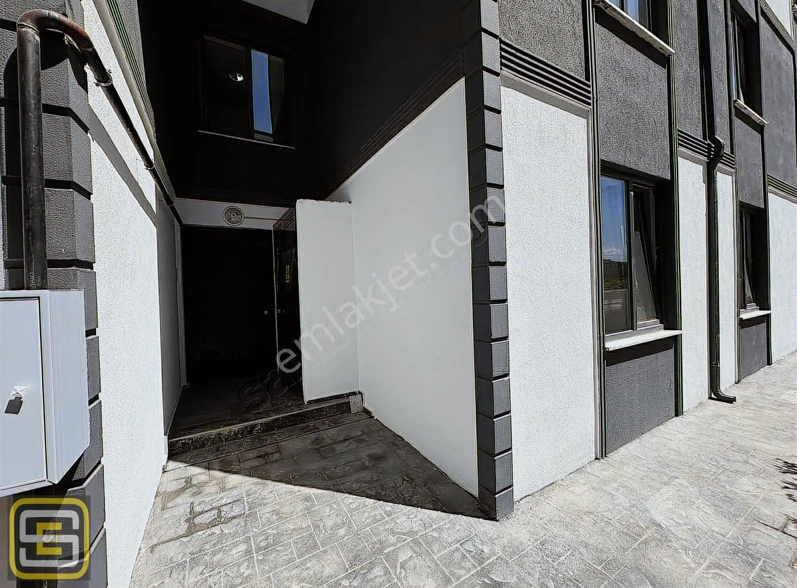 Karasu'da Havuzlu Sitede Son Kalan 1+1 68m2 Ara Kat Yazlık Daire - Görsel 13