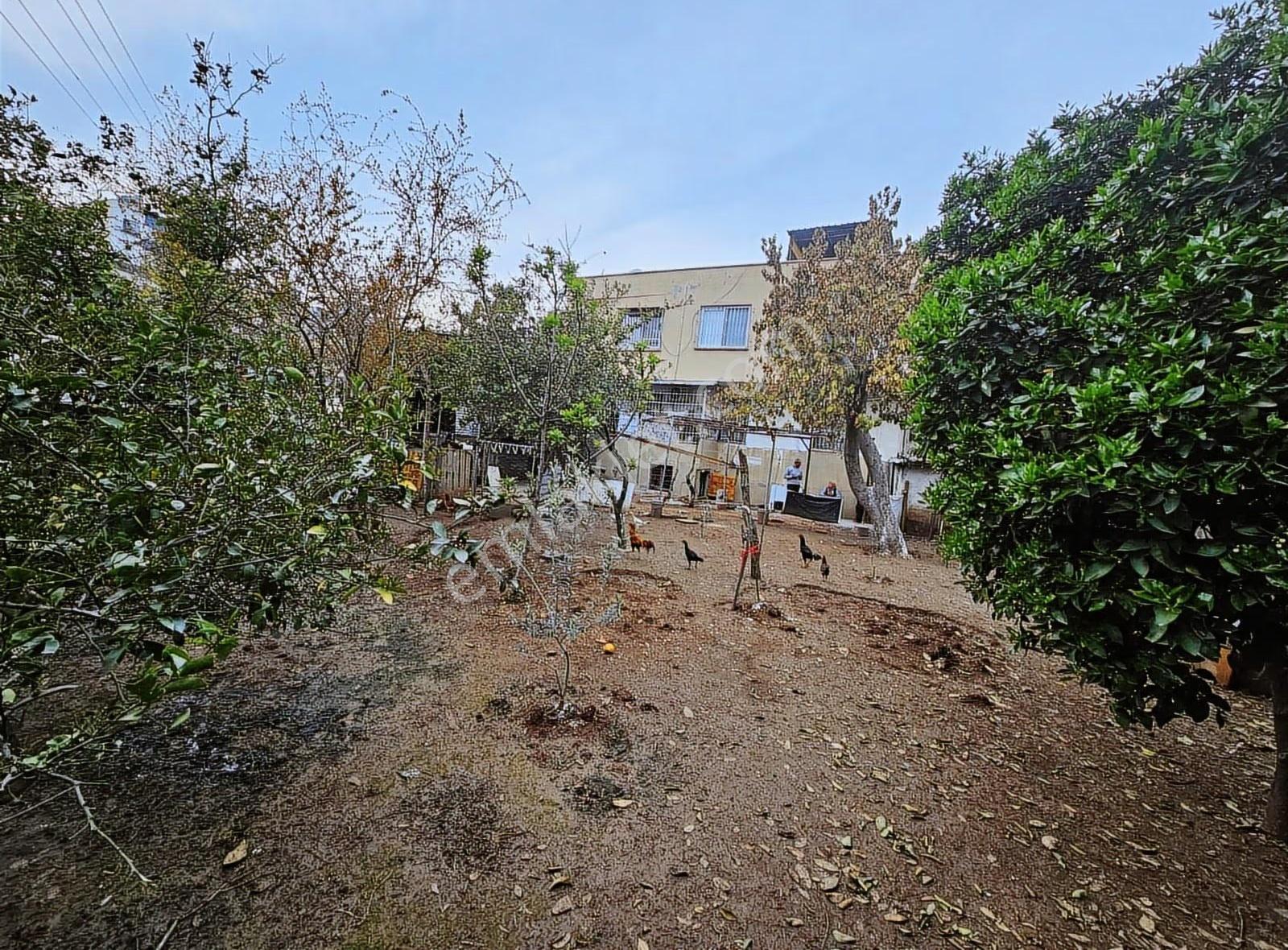 Genç Emlak'tan Mevlanada Satılık 508 M2 Arsa İçinde İki Katlı Ev