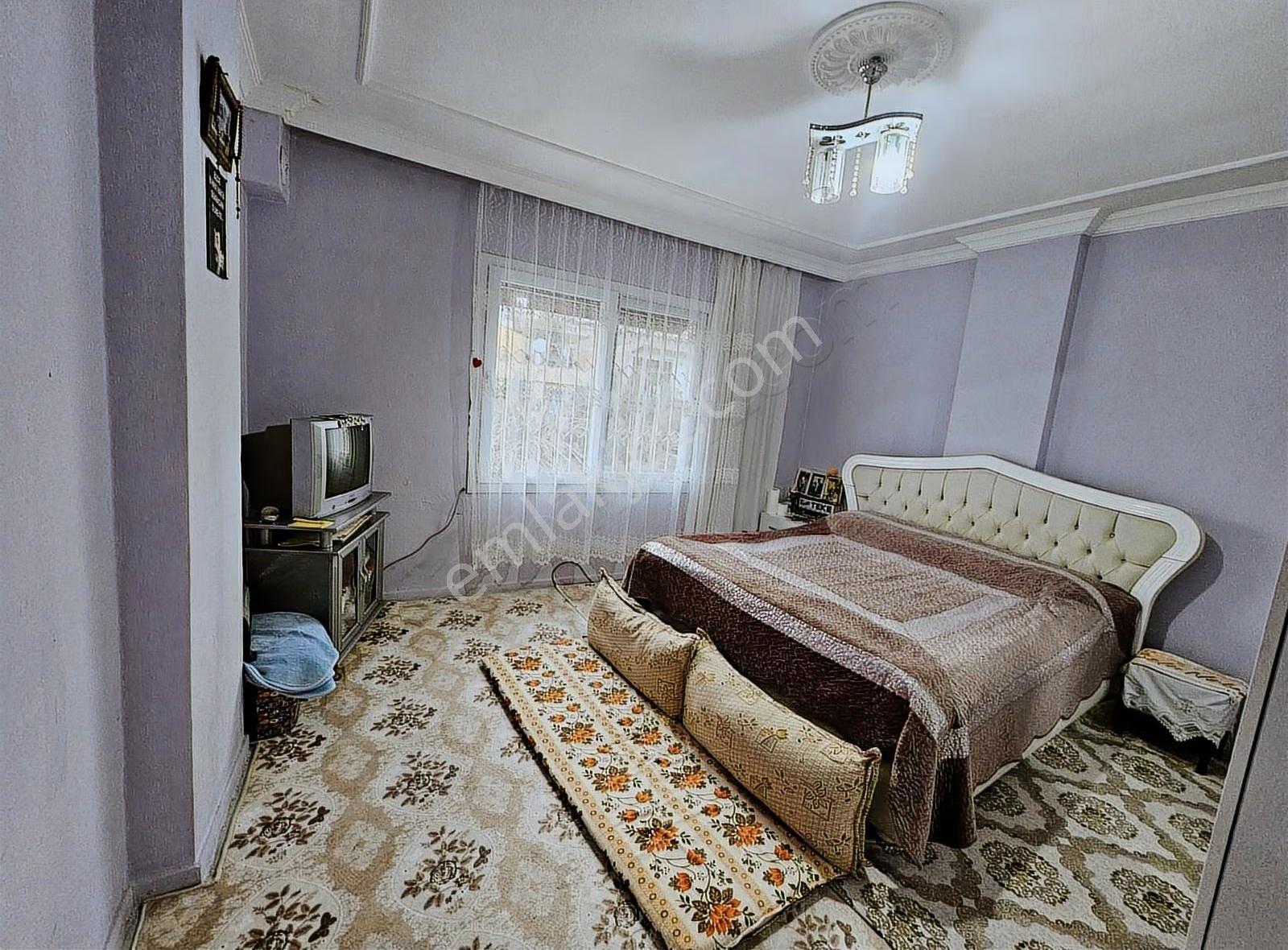 Genç Emlak'tan Mevlanada Satılık 508 M2 Arsa İçinde İki Katlı Ev - Görsel 14