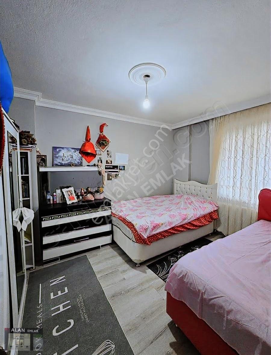 Deniz Manzaralı 2+1 Satılık Daire - Görsel 4