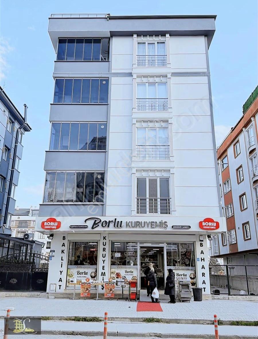Serdaroğlundan Fatih Mah Cadde Cephe Arakat 3+1 150 Metre Daire - Görsel 12