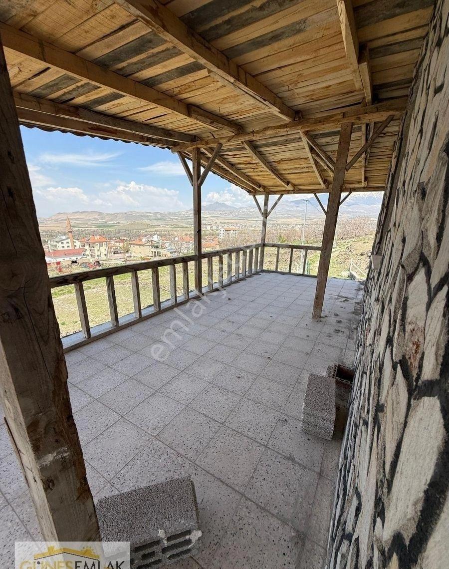 Güneş Emlakta Şehir Manzaralı Satılık Bağ Evi - Görsel 11