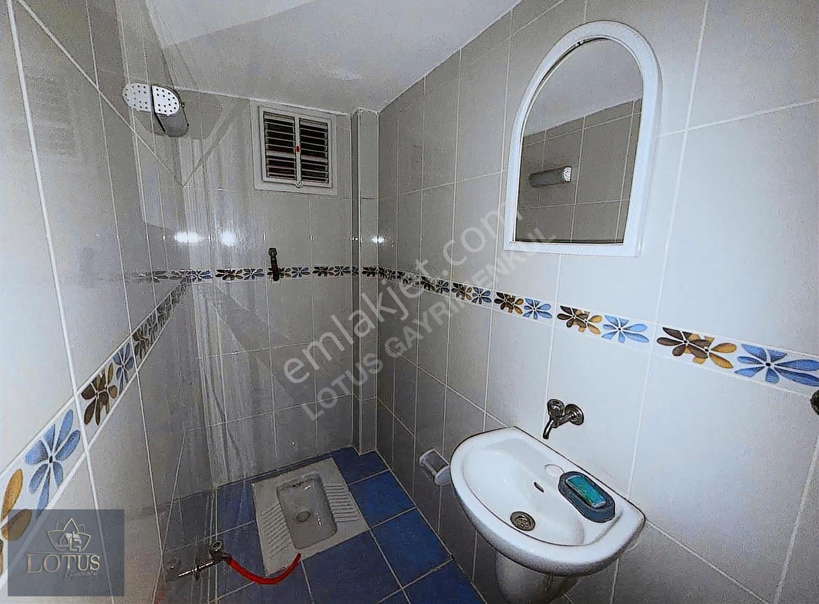İzmit Kadıköy Bağdat Caddesi Üzeri Arakat 2+1 Kiralık Daire - Görsel 8