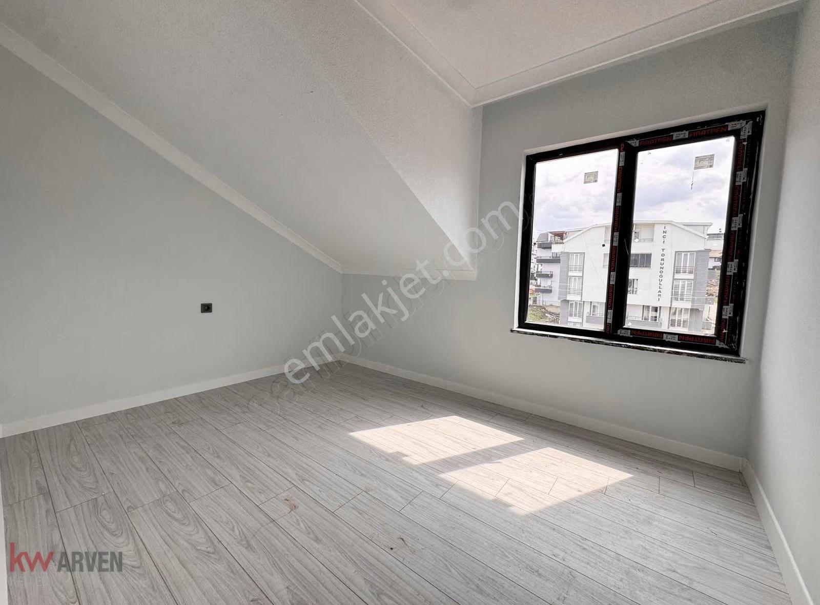 Kw Arven'den Merkezi Konumda 3+1 Çatı Dubleks Kiralık Daire - Görsel 4