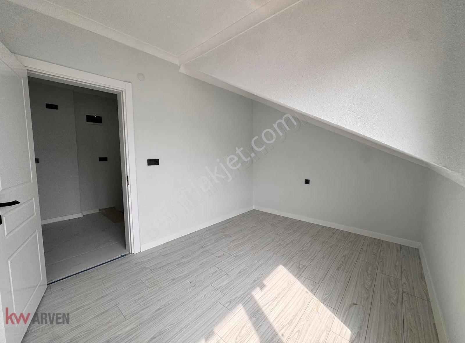 Kw Arven'den Merkezi Konumda 3+1 Çatı Dubleks Kiralık Daire - Görsel 14