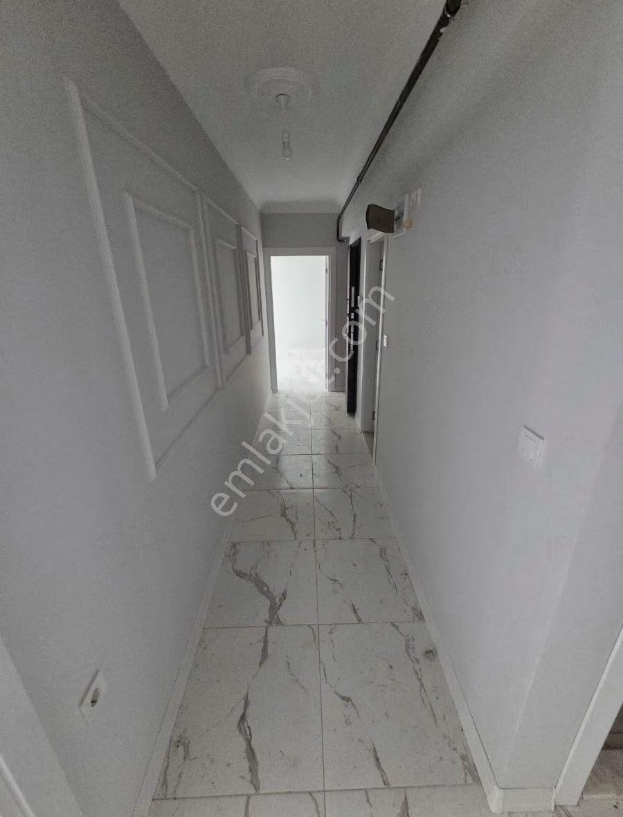 Yeni Mahallede Satılık 3+1 Geniş Ve İskanlı Daire - Görsel 10