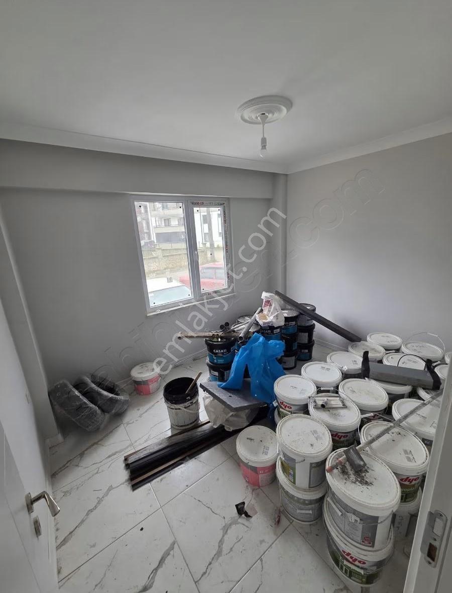 Yeni Mahallede Satılık 3+1 Geniş Ve İskanlı Daire - Görsel 4