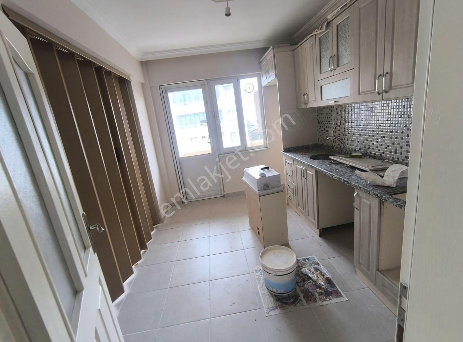 Pazarara Ve Yola Yakın Ömerciklerde Kiralık 3+1 Daire - Görsel 8