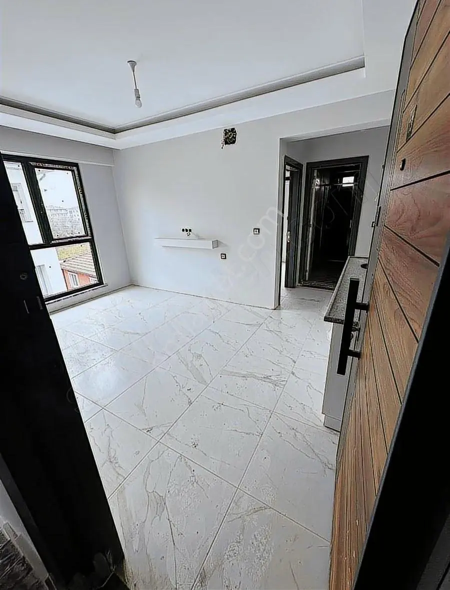 Yeni Mahalle De Fırsat Daire 1+1