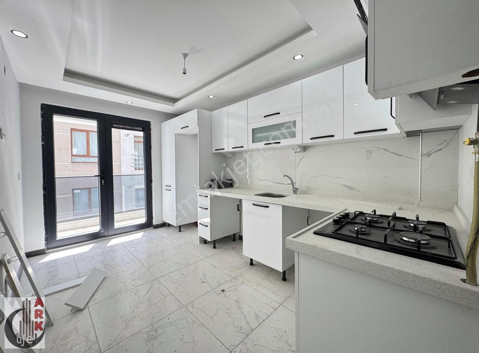 Ark Life'dan Emek Mah.ertaş Cad.üzerinde 90m² 2+1 Daire