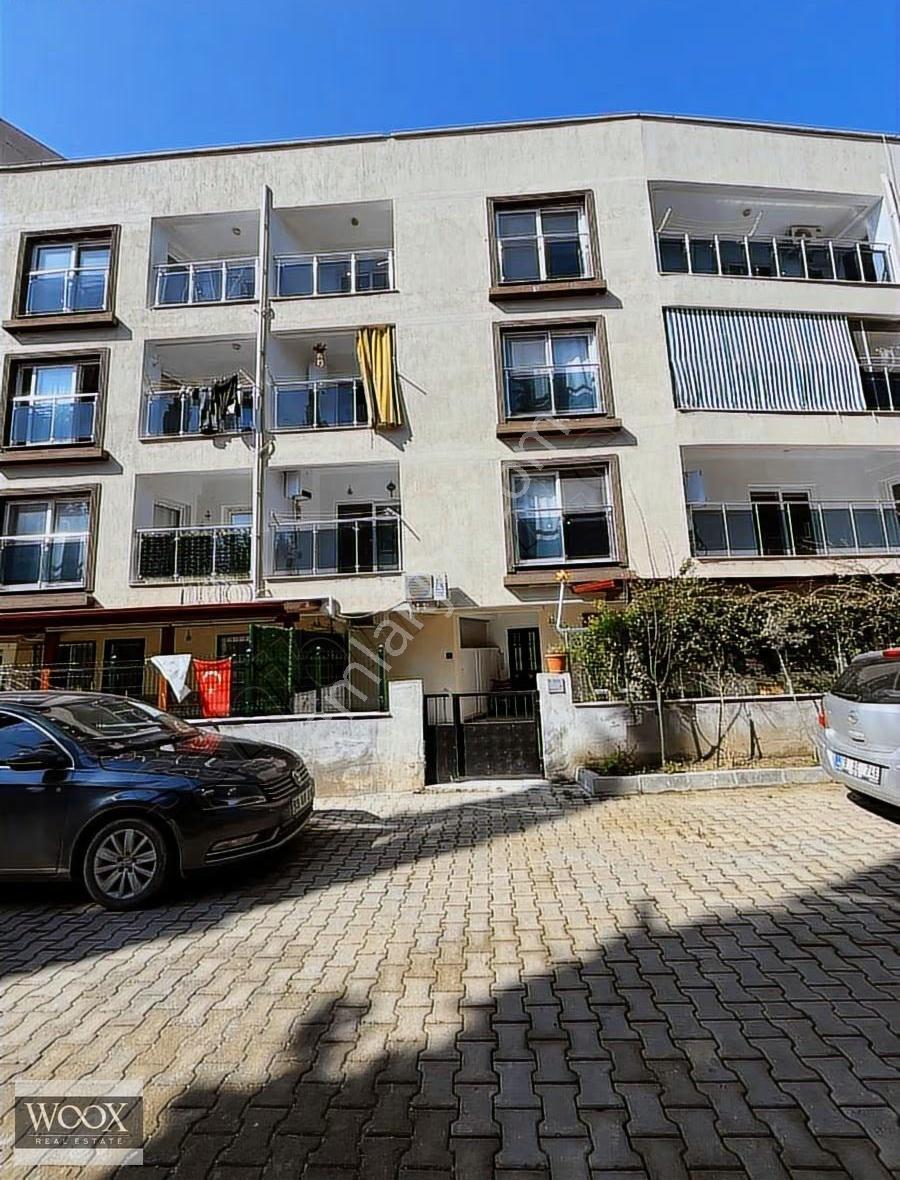 Kuşadası Davutlar'da Satılık Ara Kat Daire