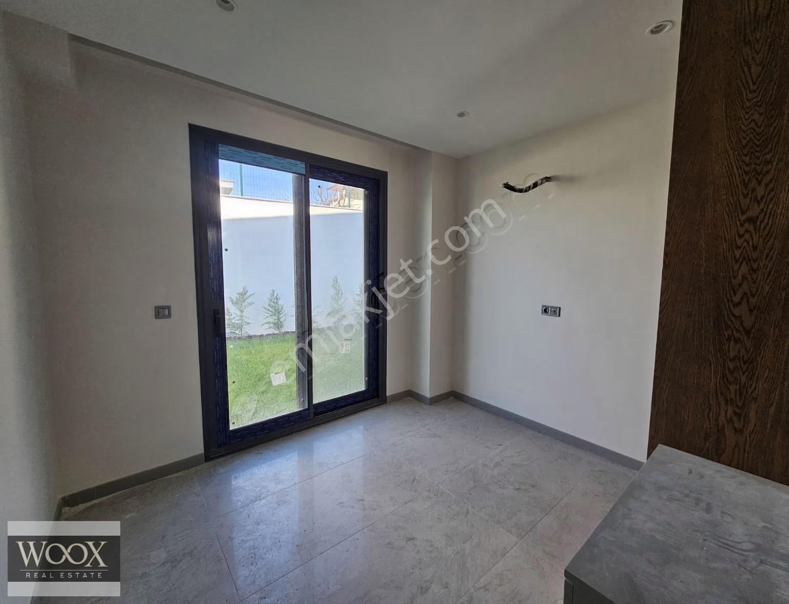 Kuşadası Soğucakta Geniş Bahçeli 4+1 Tek Müstakil Villa - Görsel 16
