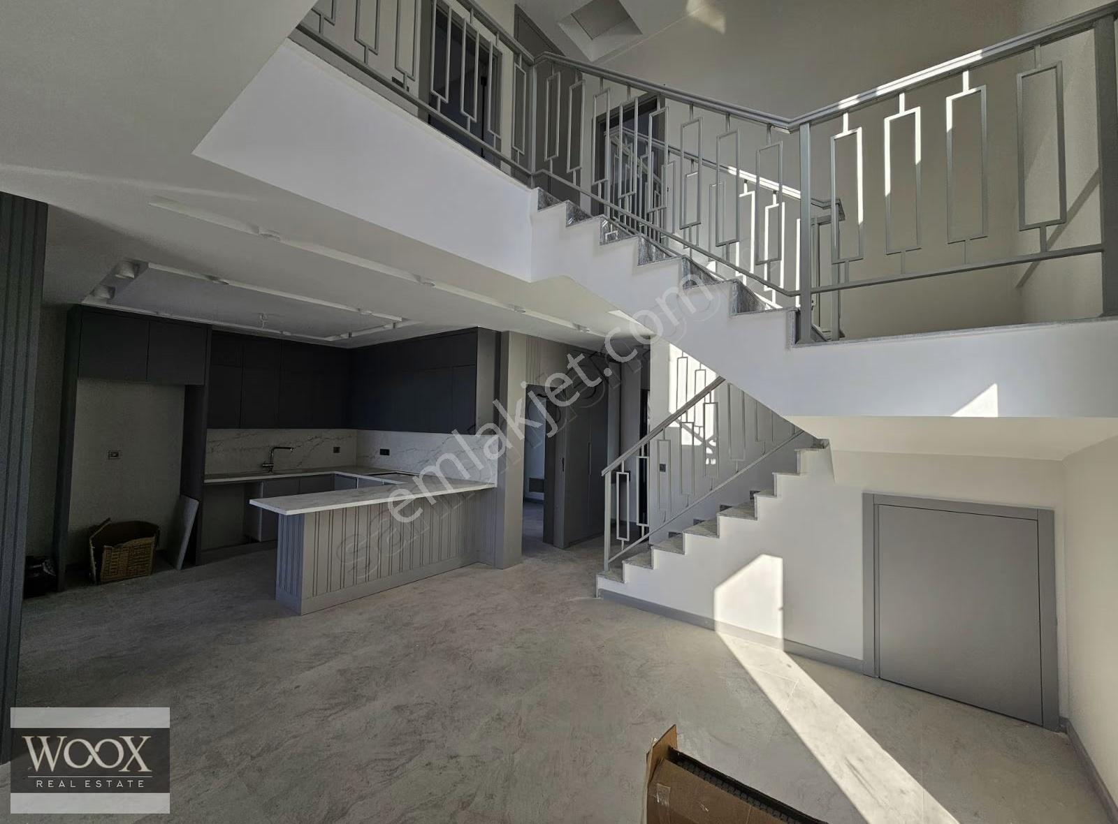 Kuşadası Soğucakta Geniş Bahçeli 4+1 Tek Müstakil Villa - Görsel 12