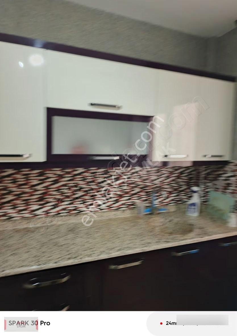 Güllük Caddesi Üzerinde 3+1 Kiralık İşyeri - Görsel 2